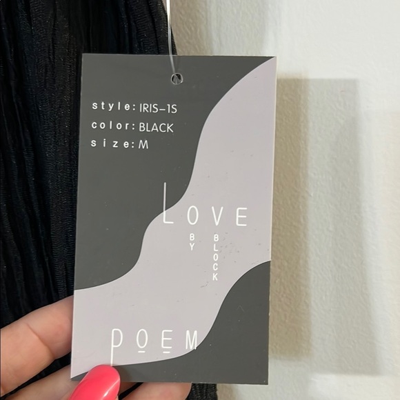 Black Ribbed two piece set- crop top and pants - Picture 2 of 9